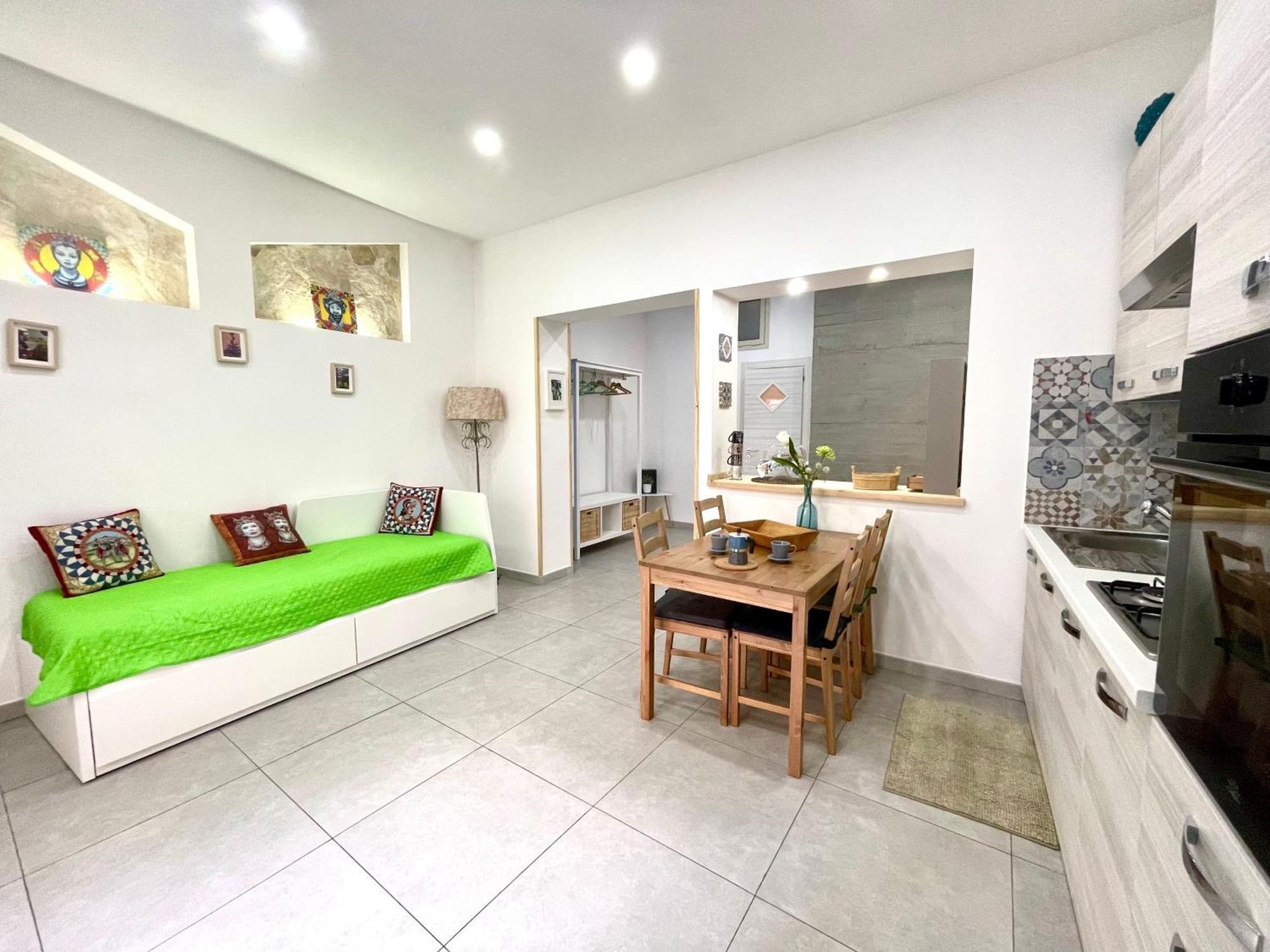 Casa Giniusa Central Studio كاتانيا المظهر الخارجي الصورة