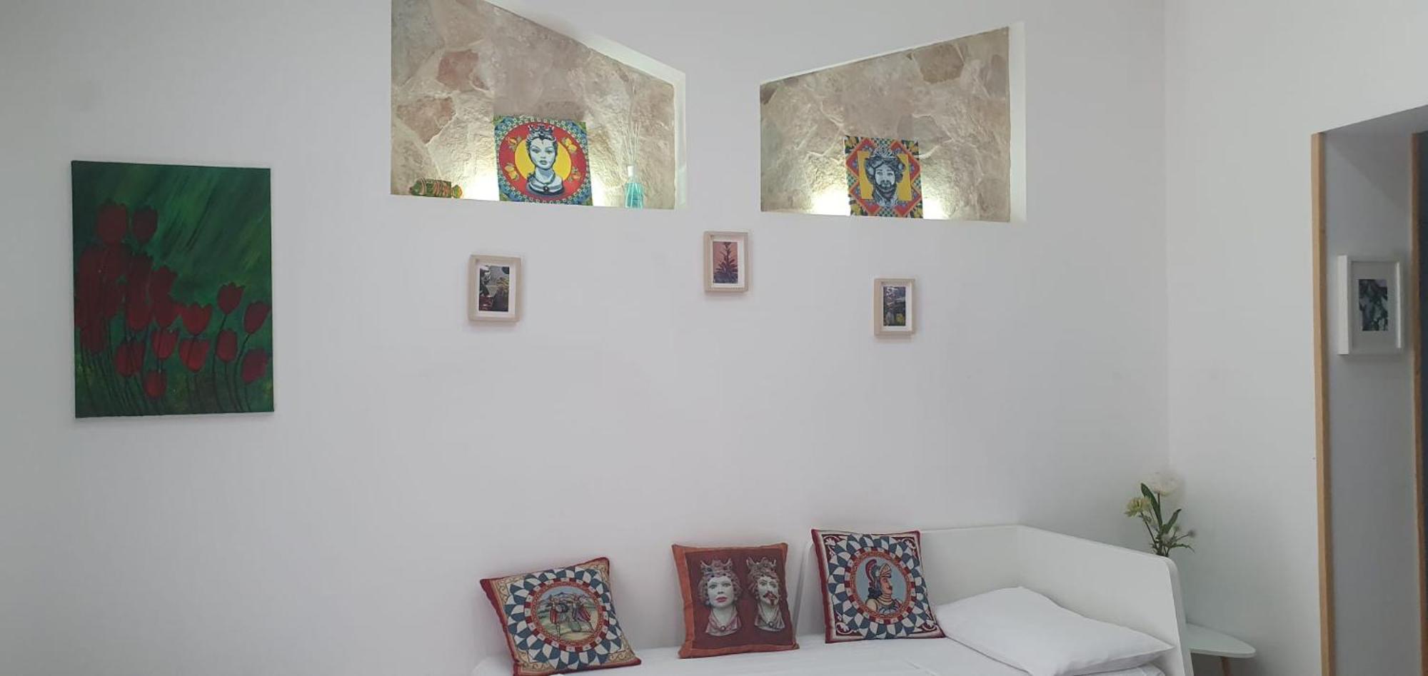 Casa Giniusa Central Studio كاتانيا المظهر الخارجي الصورة